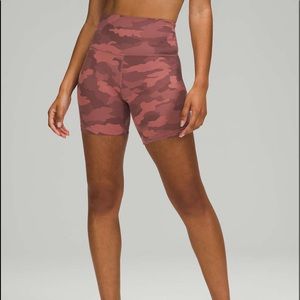 Lululemon Align High-Rise Short 6” in Heritage 360 Camo Brier Rose Multi